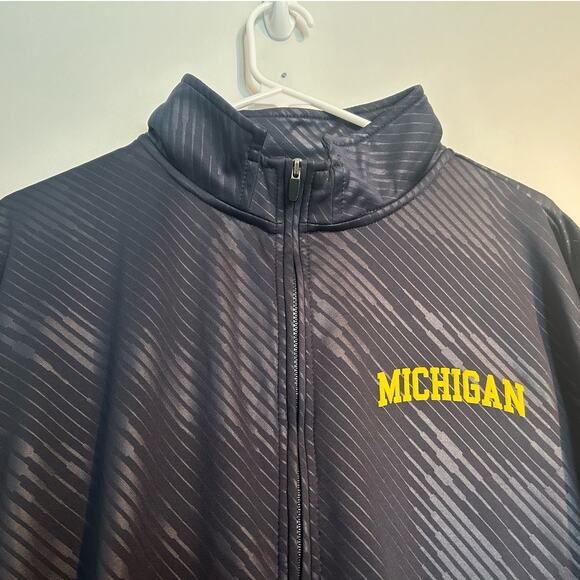 University of Michigan Quarter-Zip Pullover – Navy – Men’s Large - Picture 4 of 8